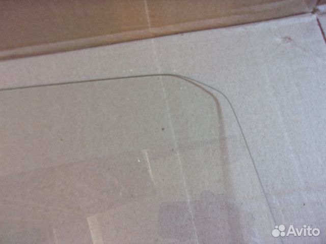 Форд Фиеста 76-88г. стекло переднее правое дверное