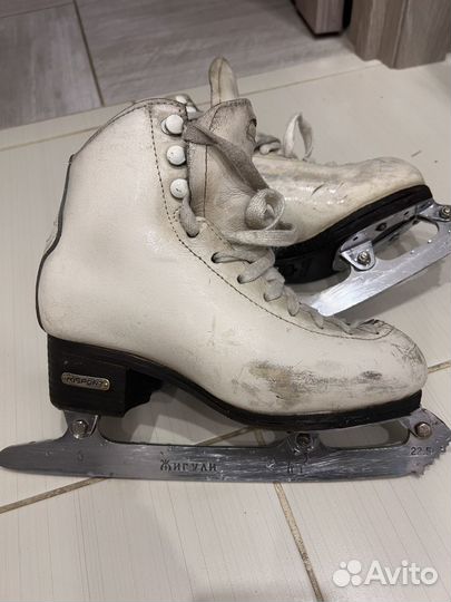 Фигурные коньки risport 230