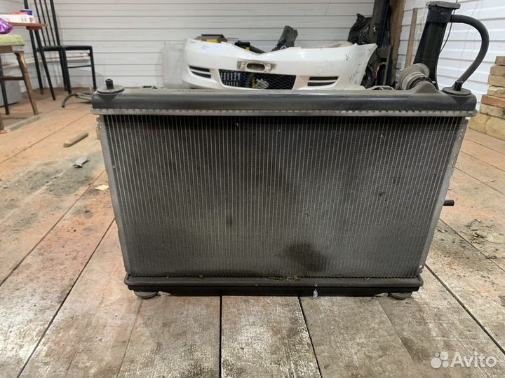 Радиатор мазда демио