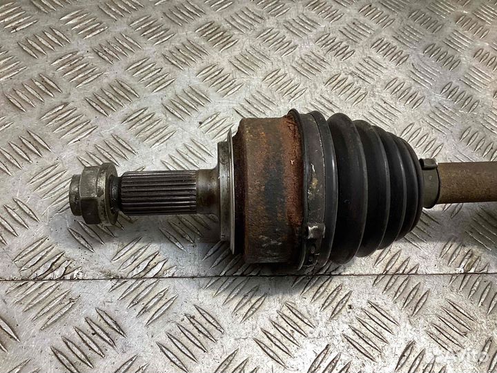 Привод правый передний Honda Accord