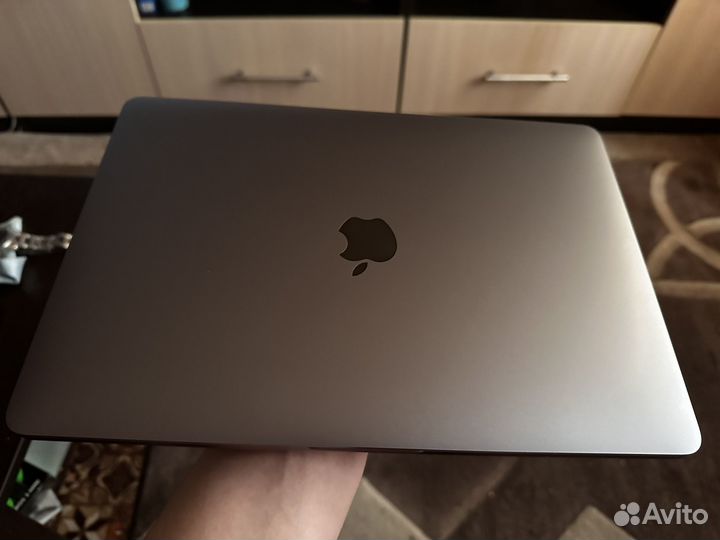 Macbook pro 13 2020 m1