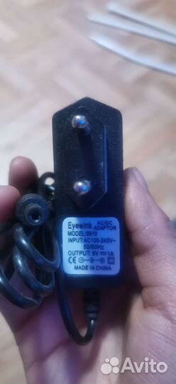 Блок питания универсальный 9v 1a 5,5*2,1