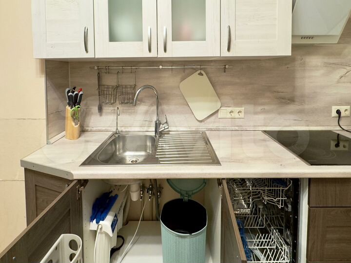 2-к. квартира, 85,3 м², 6/18 эт.