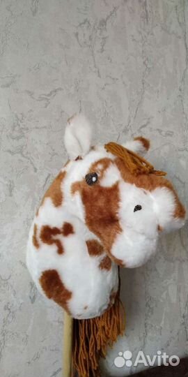 Лошадь на палке хоббихорс