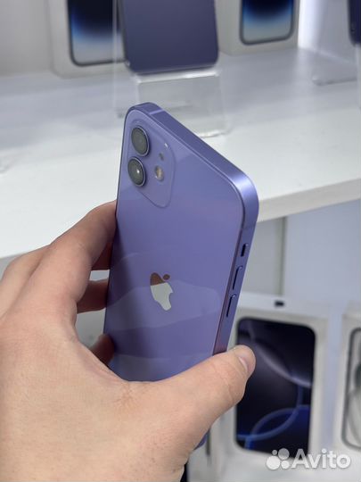 iPhone 12, 64 ГБ
