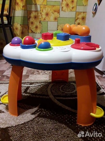 Развивающий стол
