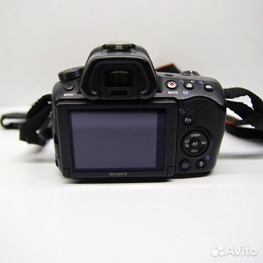 Зеркальный фотоаппарат Sony