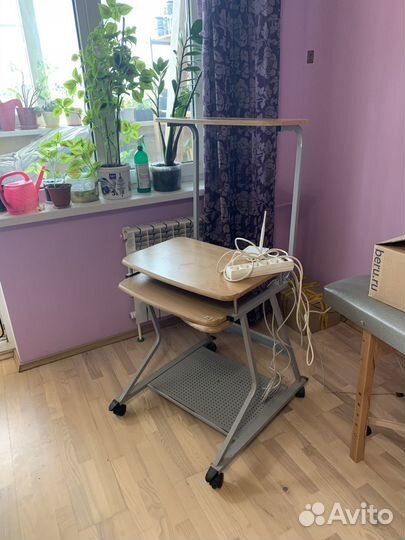 Столик для компьютера бу