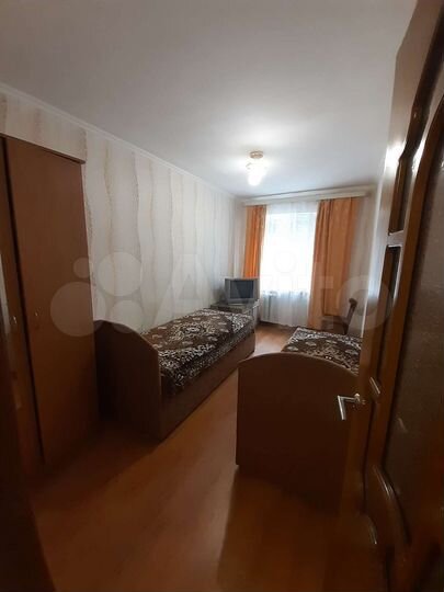 2-к. квартира, 47 м², 2/4 эт.