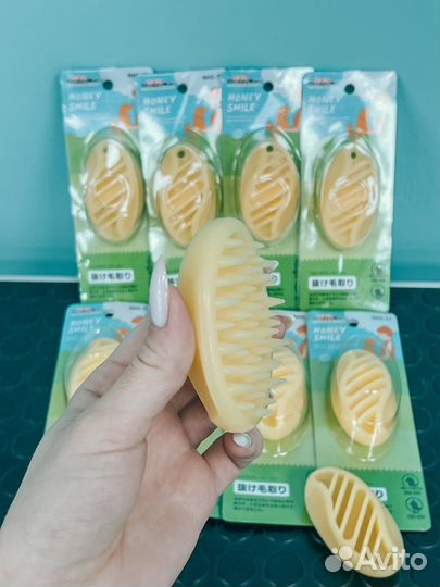 Силиконовая щетка для собак и кошек DoggyMan