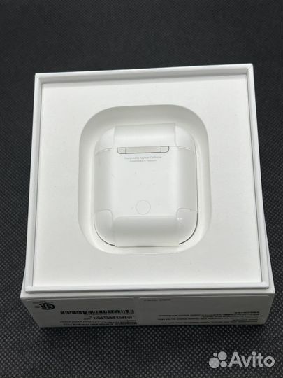 AirPods 2 кейс