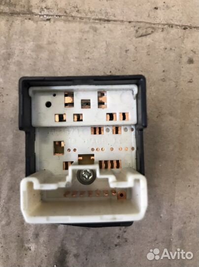 Блок управл. зеркалами Toyota 4Runner (2729)