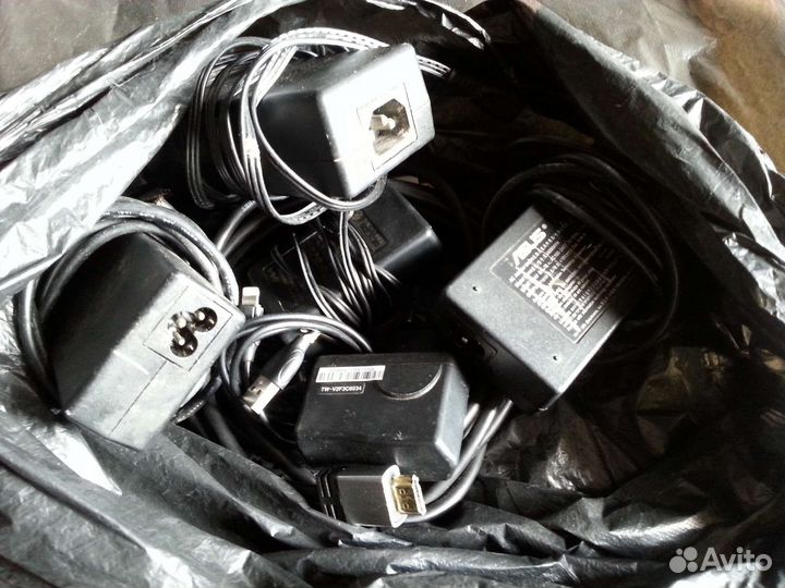 Блоки питания - 3шт (цена за всё)