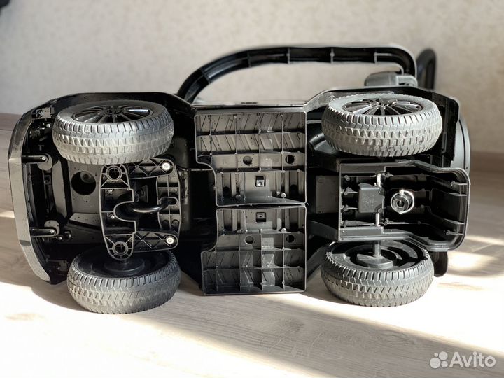 Машинка каталка толокар mercedes