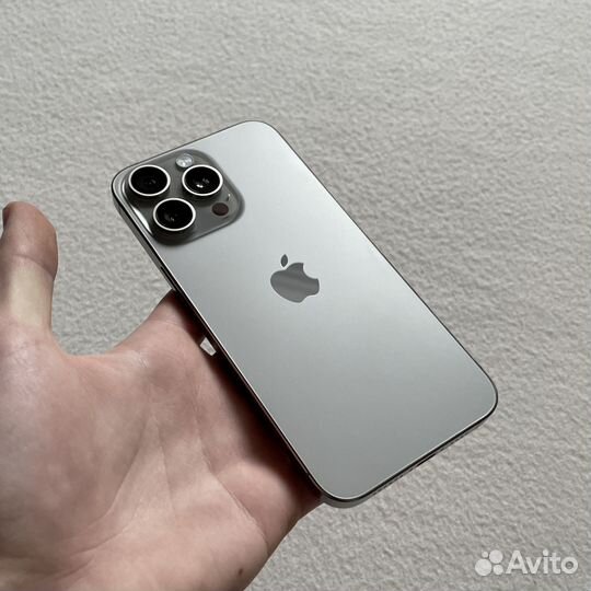 iPhone 15 Pro Max, 256 ГБ