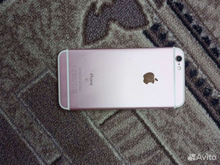 Телефон iPhone 6s