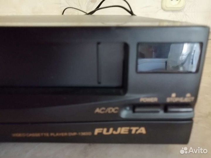 Видеомагнитофон