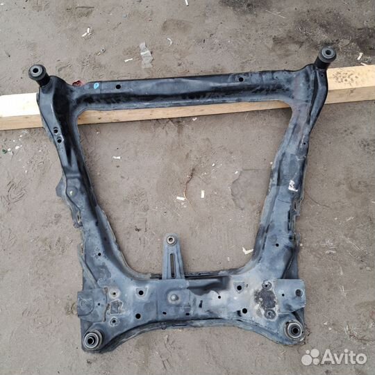 Передний Подрамник Nissan X-Trail T31