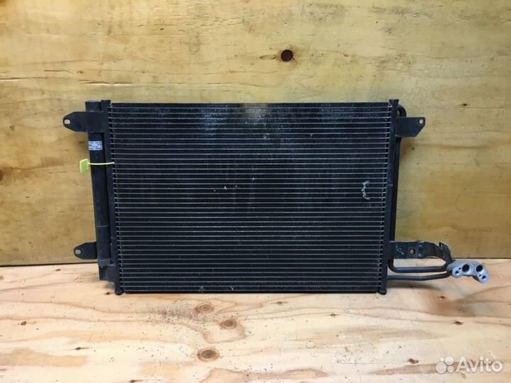 Радиатор кондиционера Volkswagen Jetta 1K2 cavd