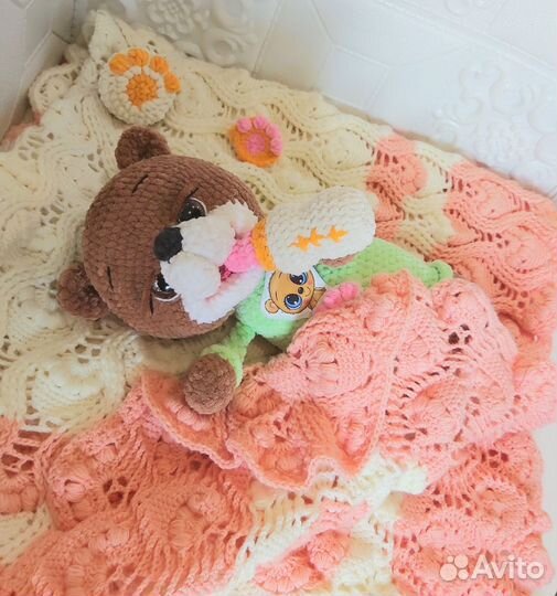 Мишка ручной работы мягкая вязаная игрушка