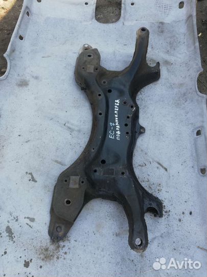 Подрамник передний Джили Эмгранд EC-7