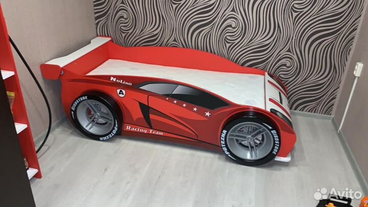 Машина-кровать «Формула» Hoff + заправка