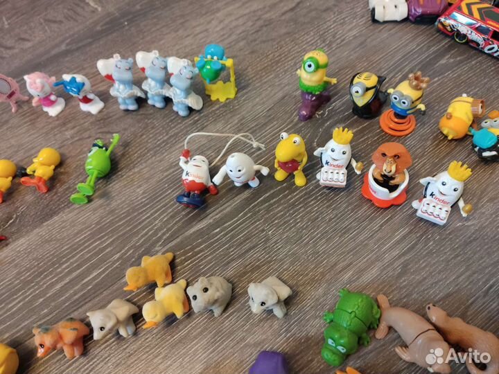 Коробка игрушек киндер