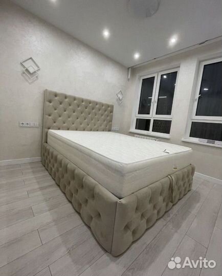 Кровать двухспальная