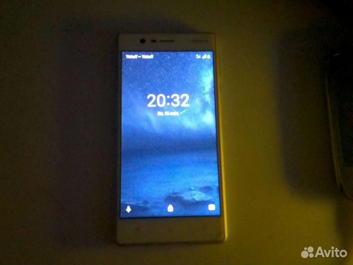 Телефон Nokia 3