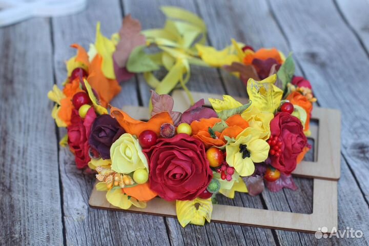 Осенний ободок с цветами