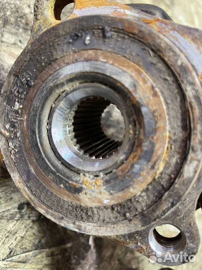 Ступица задняя левая правая Lexus rx3 4wd 09-15