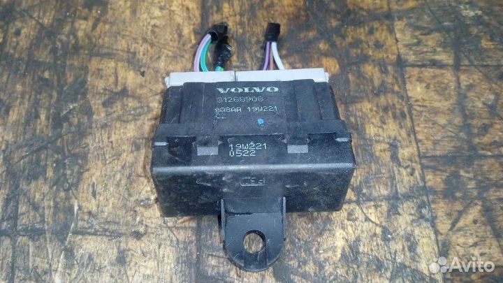Блок управления сиденьем Volvo V40 2019