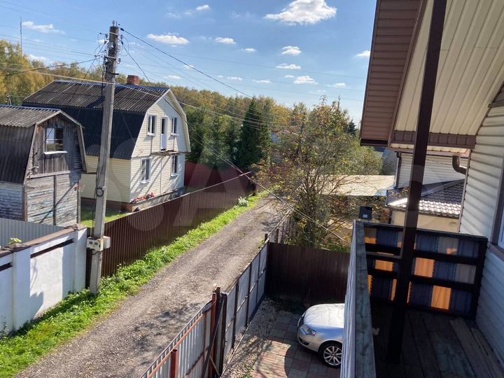 Дом 180 м² на участке 7 сот.