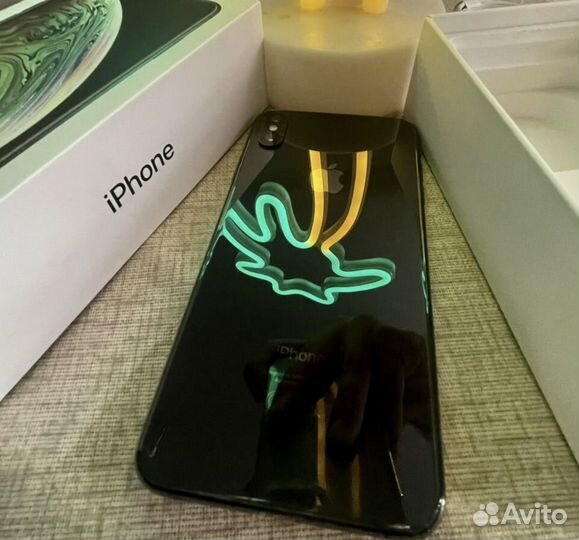 iPhone Xs Max, 64 ГБ