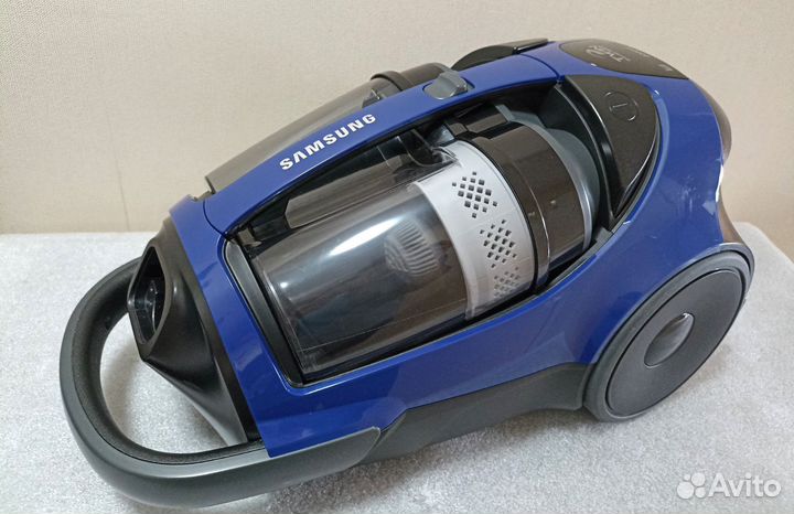 Пылесос Samsung SC885B контейнер