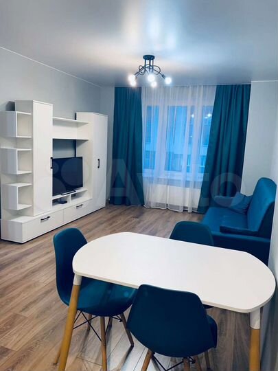 1-к. квартира, 43 м², 2/10 эт.