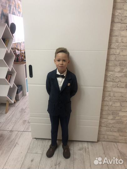 Школьный костюм