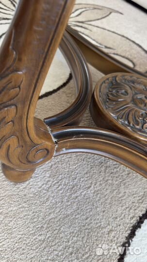 Стол стеклянный