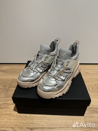 Кроссовки женские pinko