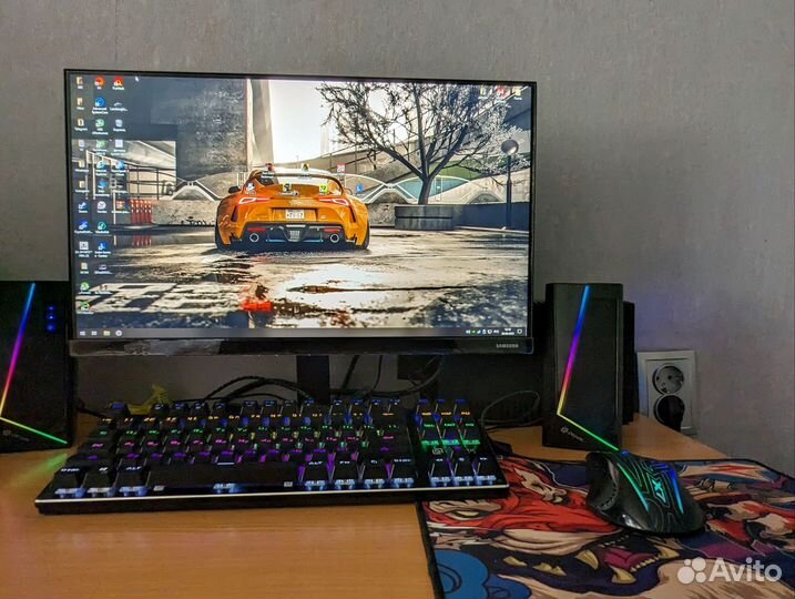 Монитор samsung