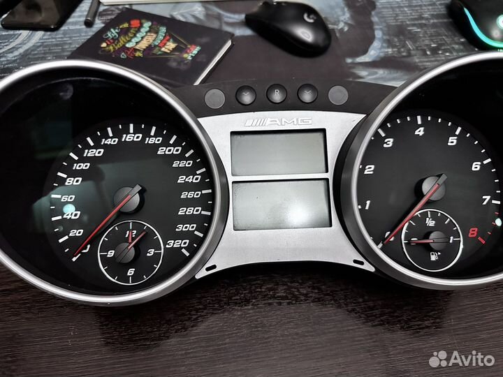 Щиток приборов AMG w164, x164