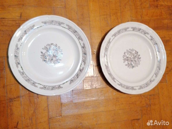 Тарелка поднос