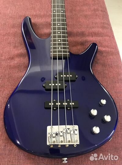 Бас-гитара Ibanez GSR200