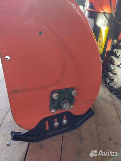 Снегоуборщик бензиновый самоходный бу