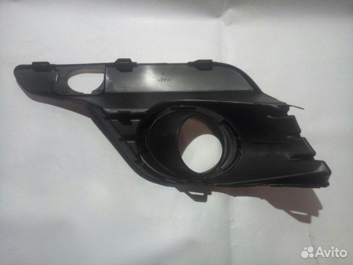 Решетка птф правая Renault Logan 2018+