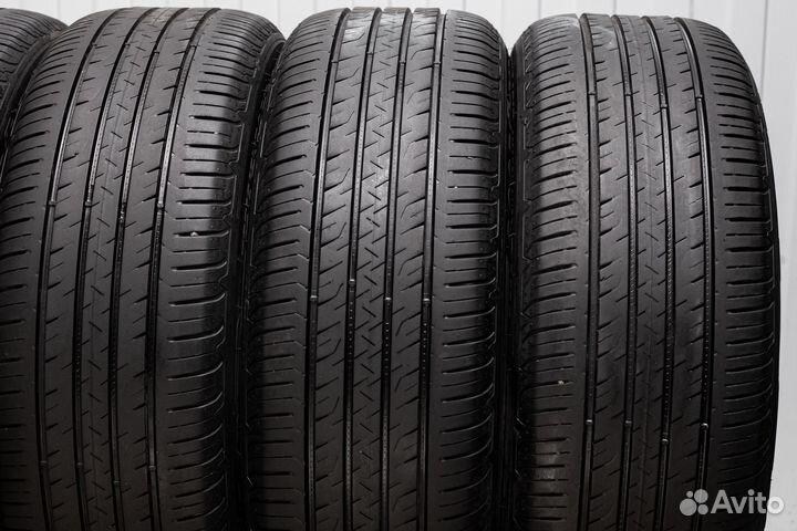 Goodyear EfficientGrip Performance SUV 225/55 R19 99V