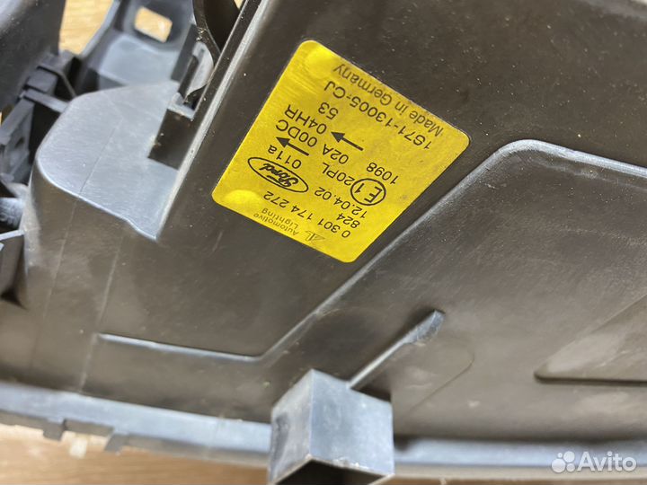 Комплект ксеноновых фар Ford Mondeo 3