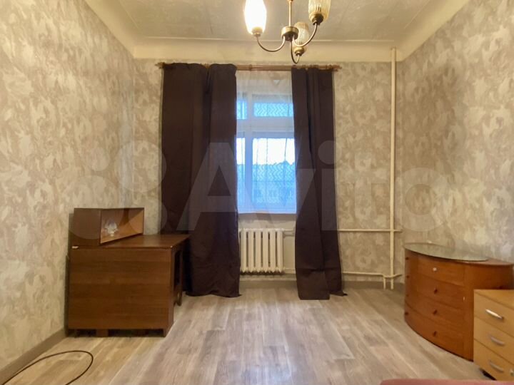 Комната 21 м² в 4-к., 4/4 эт.