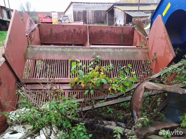 Картофелесажалка Агросельмаш КСМ-4, 1992