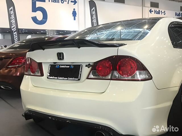 Спойлер на Honda Civic (2005-2012) черный глянец